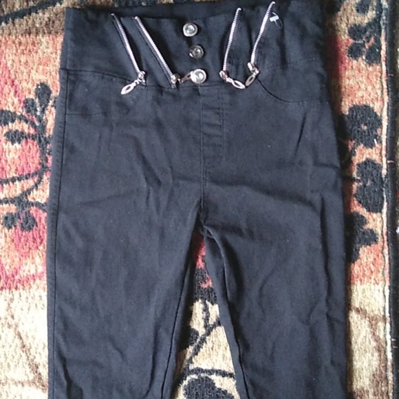 Pants - Picture 2 of 3